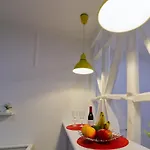 Cozy In Alfama דירה ליסבון
