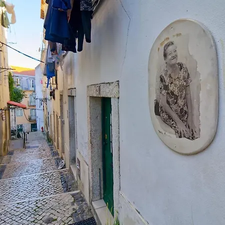 Cozy In Alfama ליסבון