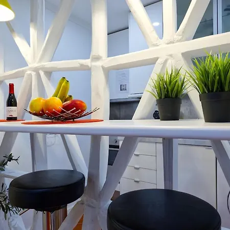 Cozy In Alfama Lisbon