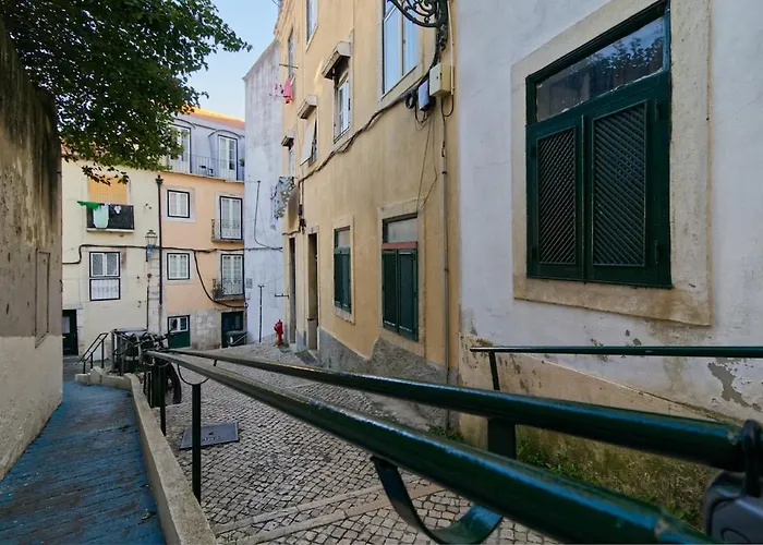 Cozy In Alfama شقة *